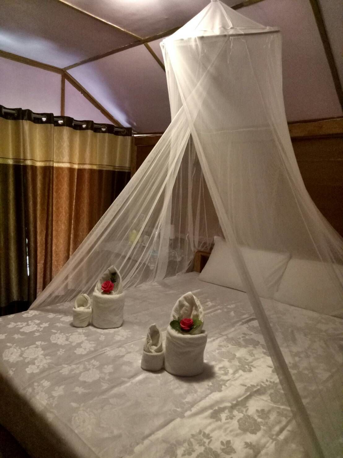 big bungalow with fan | minibar, rollaway beds, free wifi