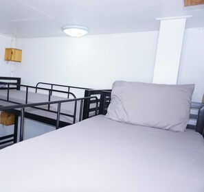 6 Beds Mixed Dormitory | Kostenloses WLAN