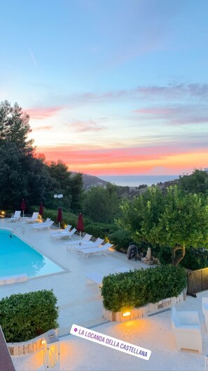 Vista al agua