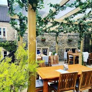 The Cross Keys