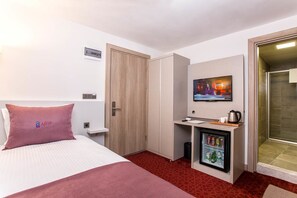 Premium bedding, minibar, desk, free WiFi - Perla Arya Hotel (Izmir)
