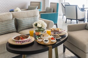 Daily continental breakfast for a fee