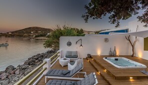 Sun deck