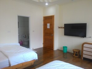 Economy Quadruple Room, 2 Bedrooms | Desk, blackout drapes, soundproofing - Blockhead Bed and Breakfast (Taitung)