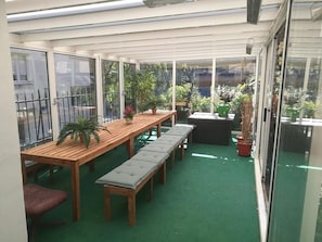 Outdoor dining