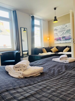 Studio Classique, vue ville (F5) | Coin séjour