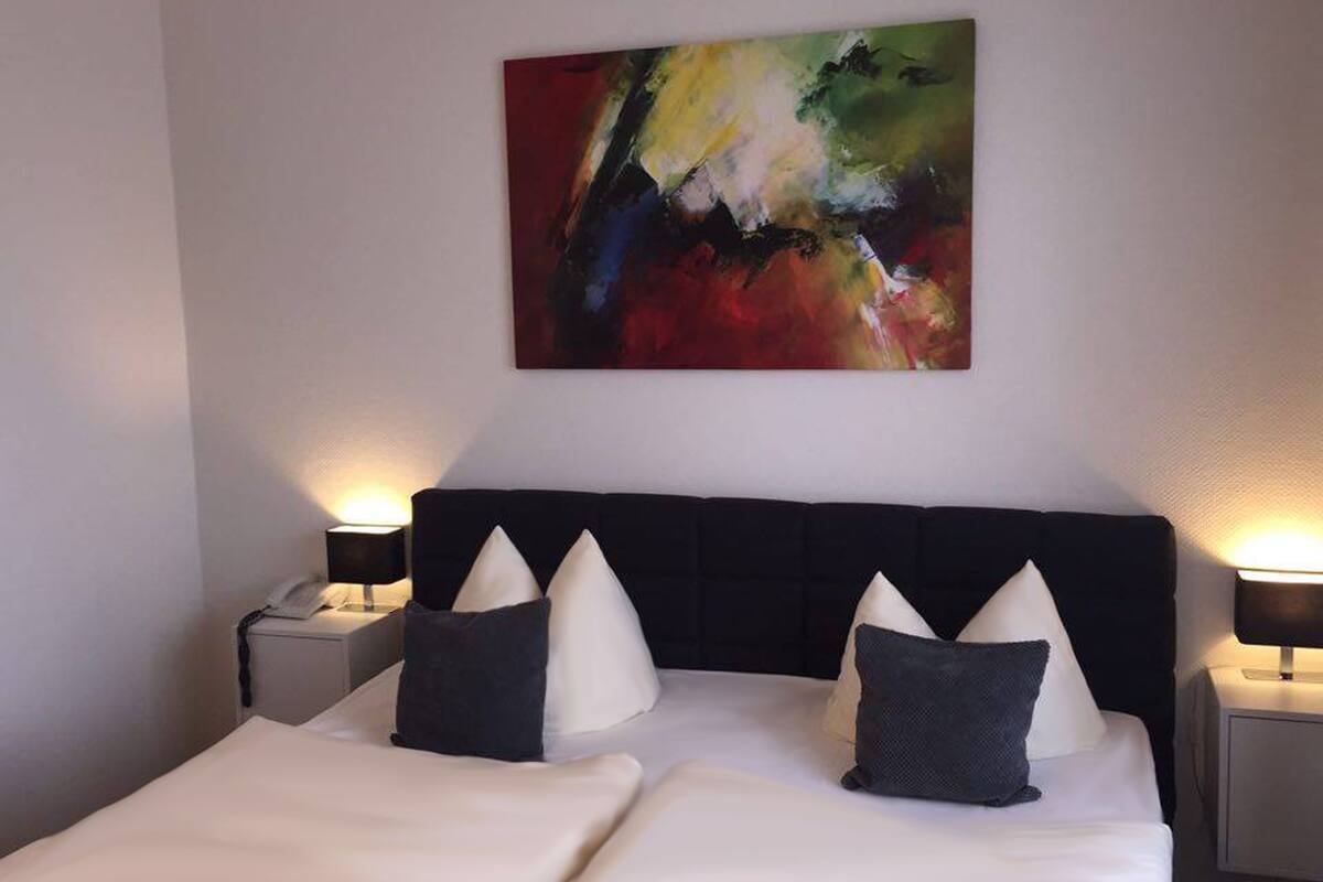 Standard Double Room | In-room safe, desk, soundproofing, free WiFi