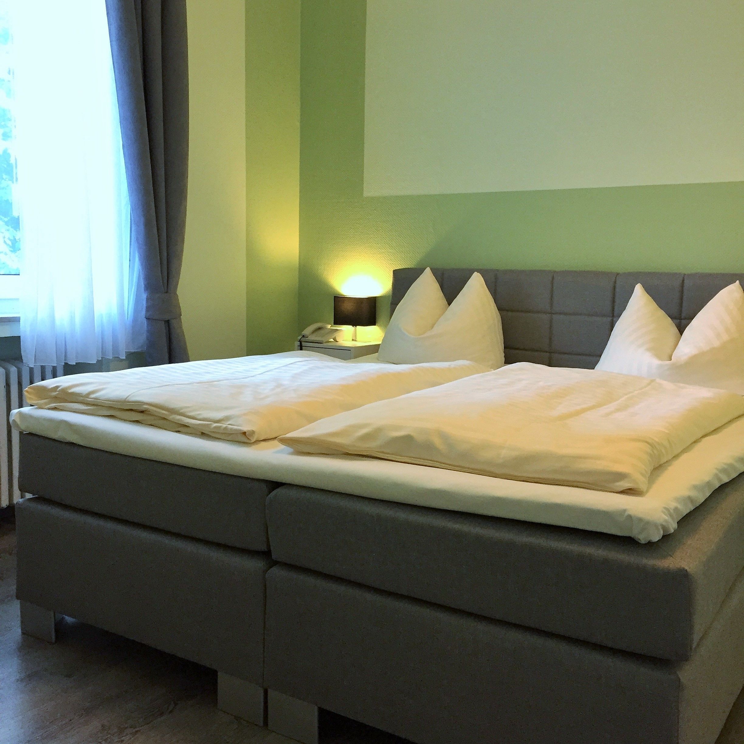 standard double room | in-room safe, desk, soundproofing, free wifi