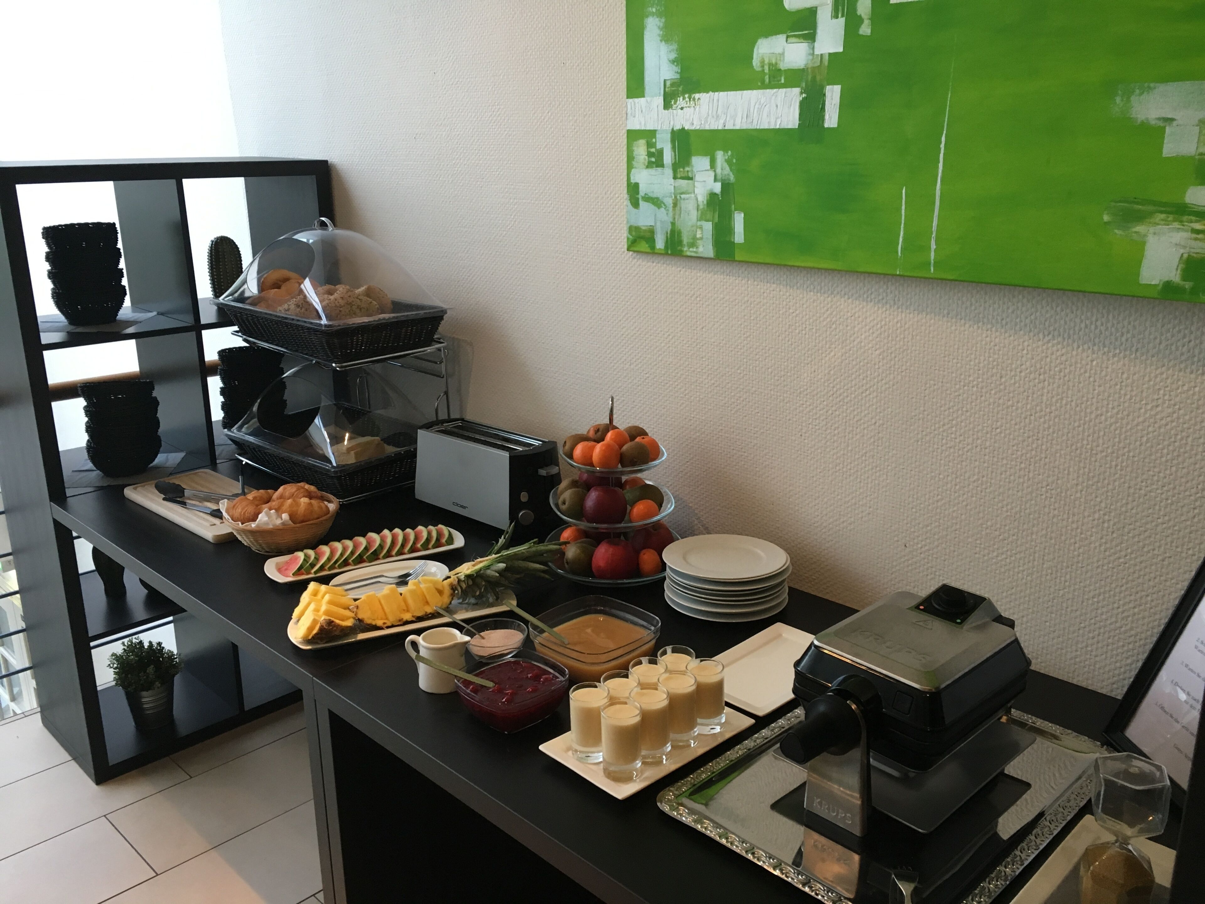 daily buffet breakfast (eur 14 per person)