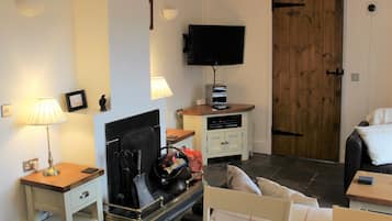 Cottage Mewah, kamar mandi pribadi, pemandangan gunung (Swallows Cottage) | Lounge