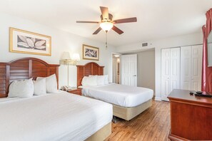 Classic Condo, 4 Bedrooms, Oceanfront (507)