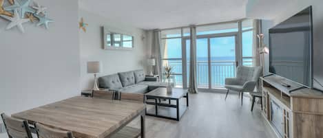 Deluxe Condo, 1 Bedroom, Balcony, Oceanfront (1432) | Living area | TV