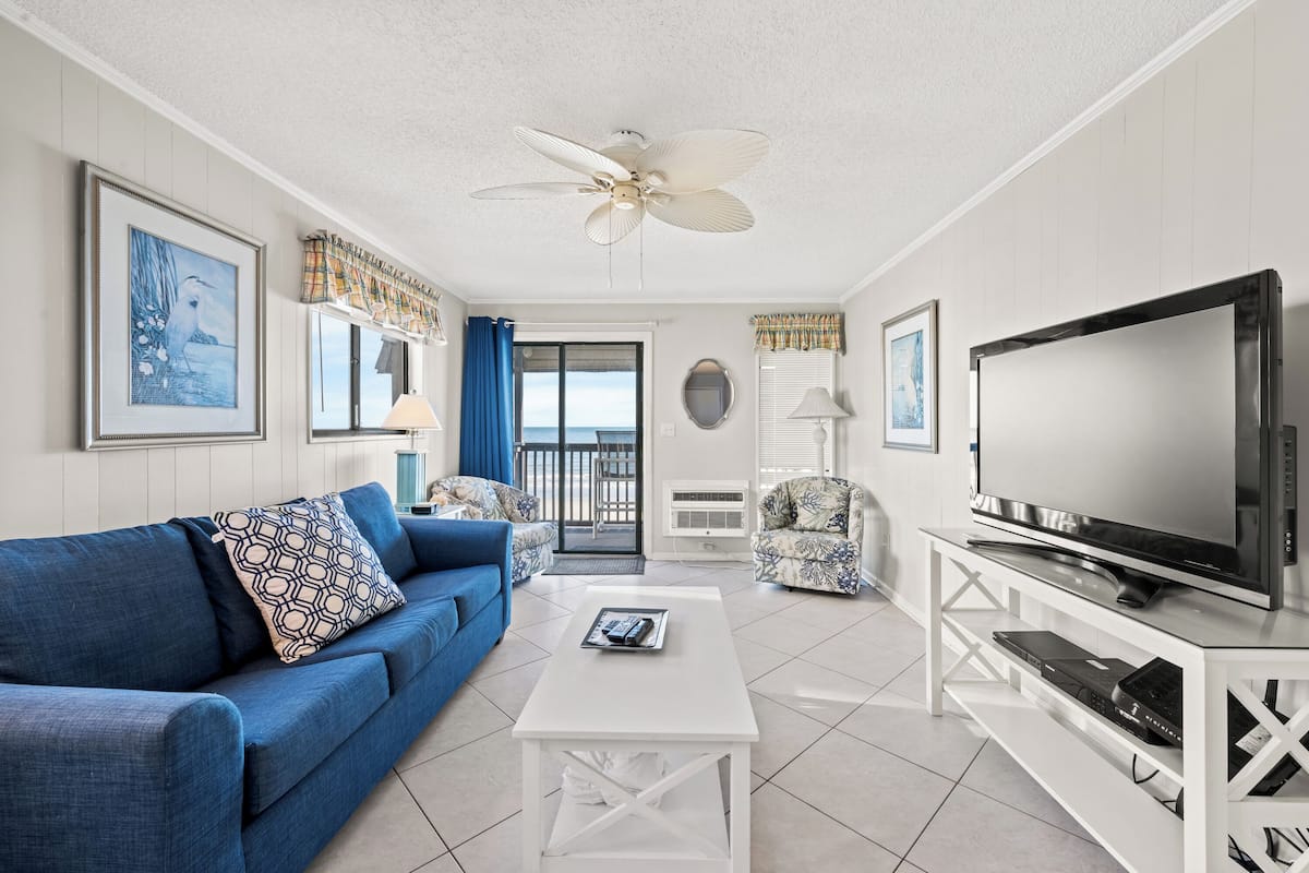 Condo, 2 Bedrooms, Oceanfront (A3) | 1 bedroom, individually decorated, individually furnished, free WiFi