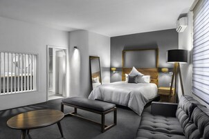 Caja de seguridad en la habitación y decoración personalizada 