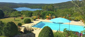 Verdon Views: Pool & Terrace
