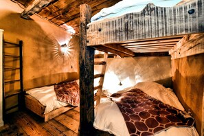 3 bedrooms, WiFi