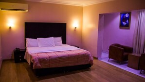 Unclassified image, 3 of 38, button - Island Heights Hotel (Lagos)