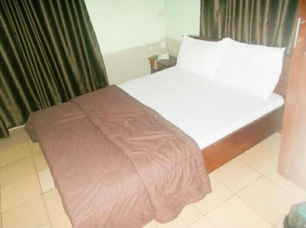 1 chambre, draps en coton égyptien, literie de qualité, bureau