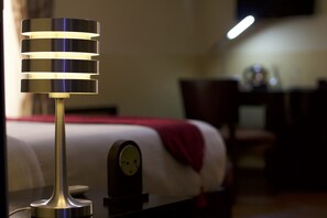Diamond Suite | ミニバー、セーフティボックス (室内)、防音設備、WiFi (無料)