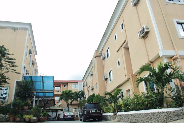 Fachada da propriedade