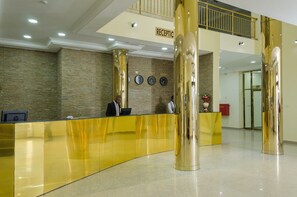 Reception - Hotel Reno (Abuja)