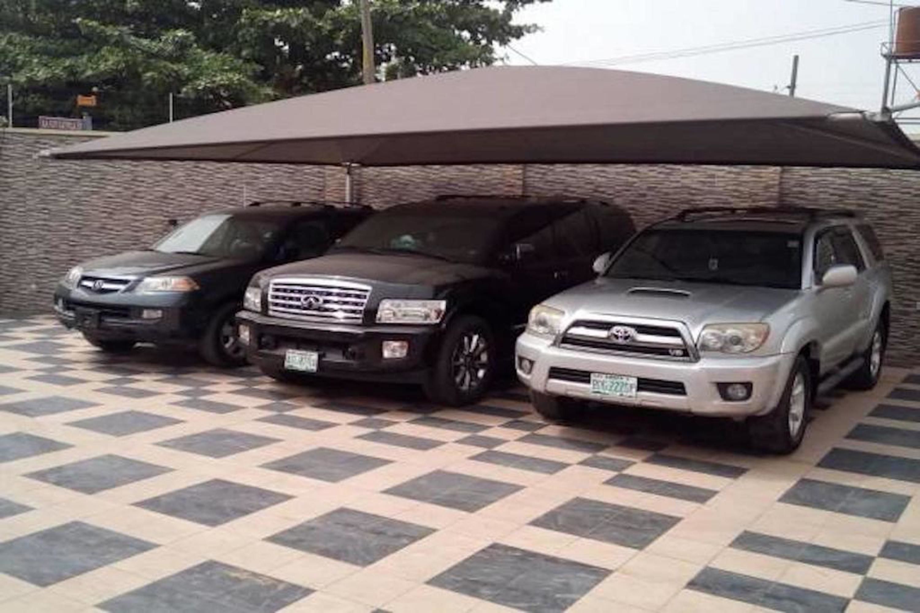 Aparcamiento sin asistencia gratuito