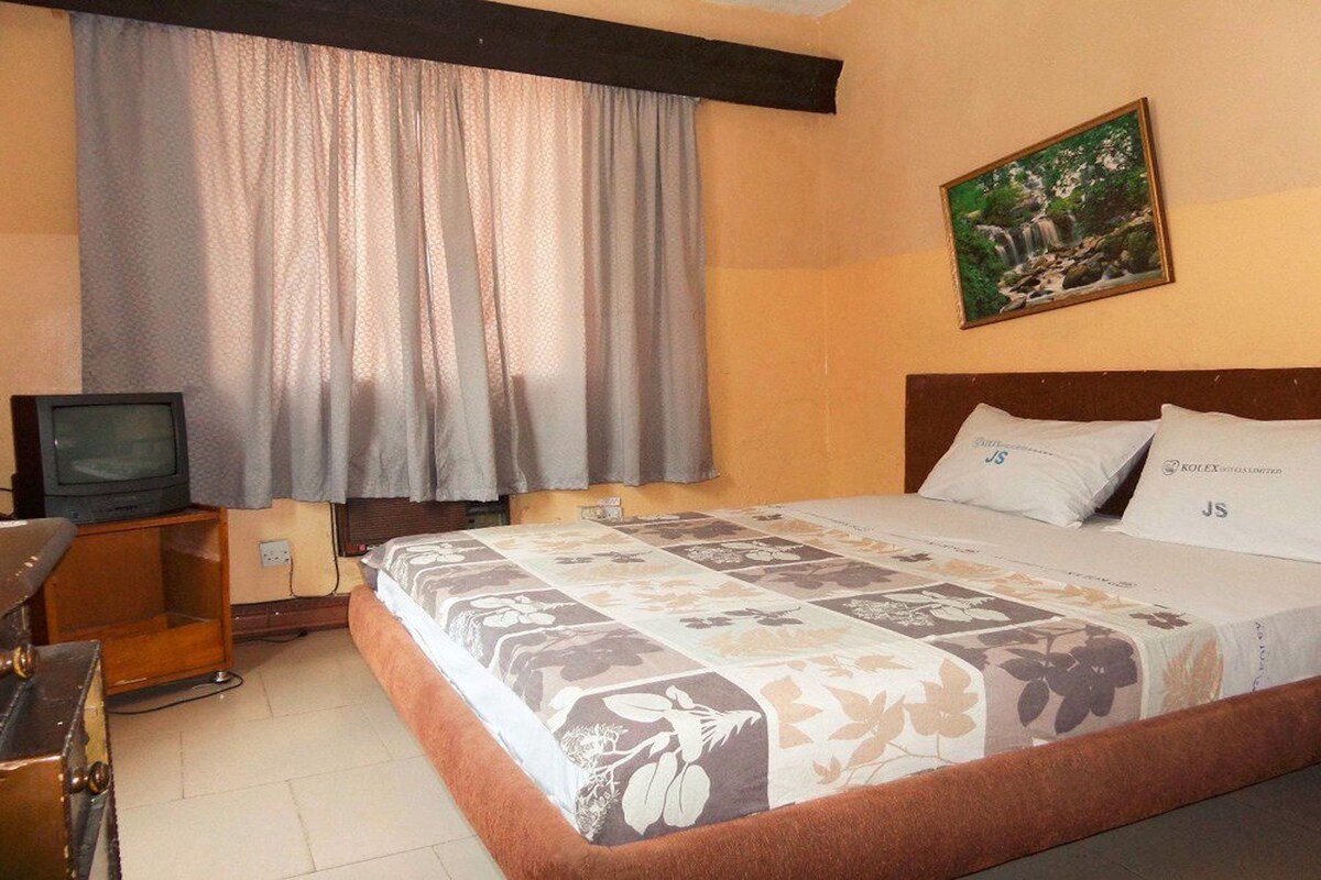 Double Room | Desk, free WiFi