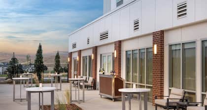 Courtyard by Marriott Pullman