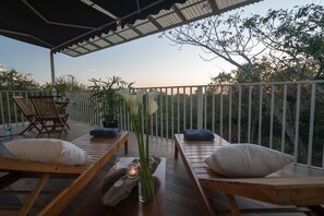 Mar - Deluxe Suite, Ocean View | Terrace/patio - Moana Surf Resort (Nosara)