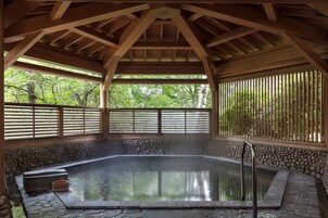 湿蒸房、温泉/矿泉