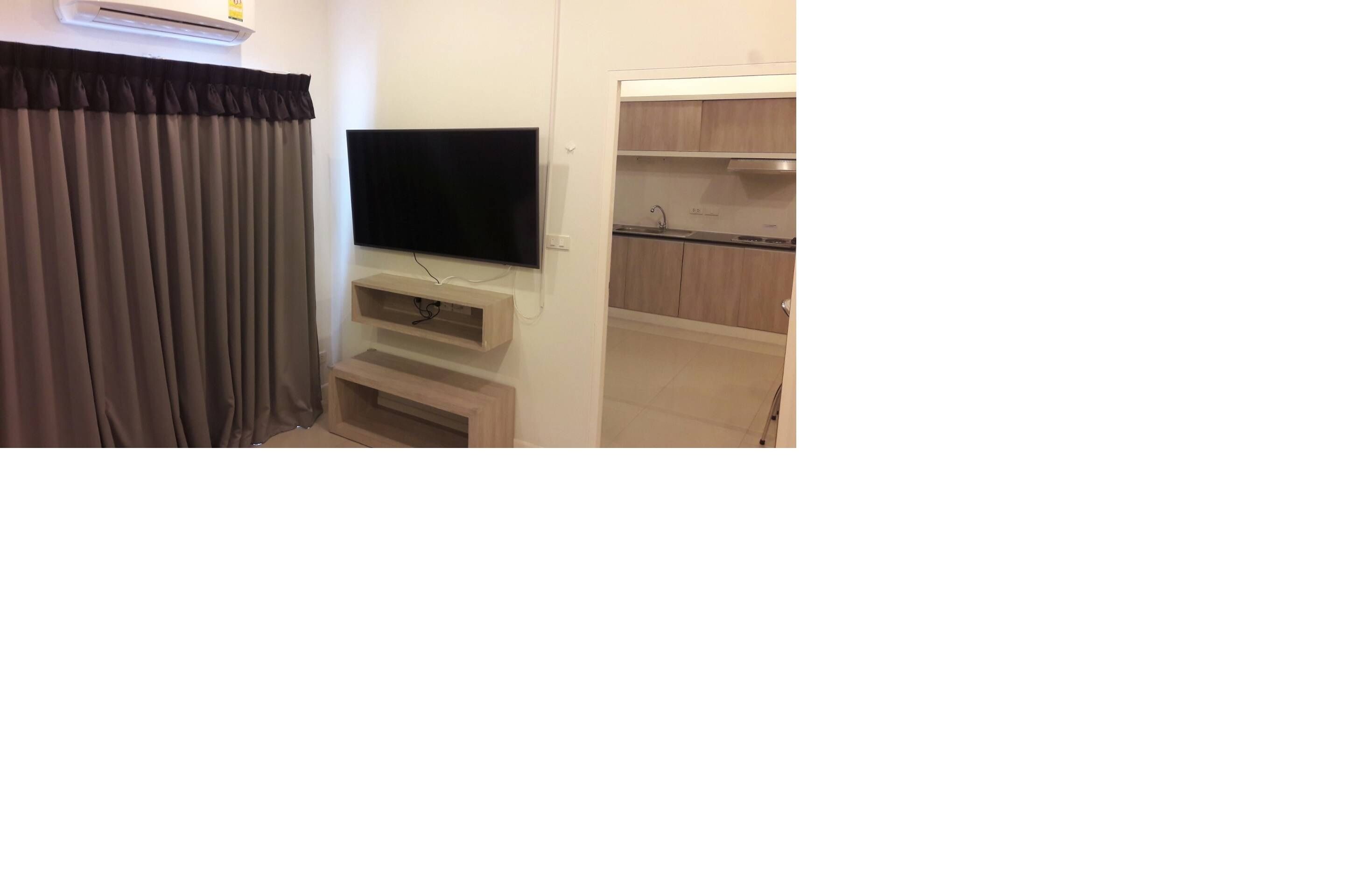 suite | room amenity