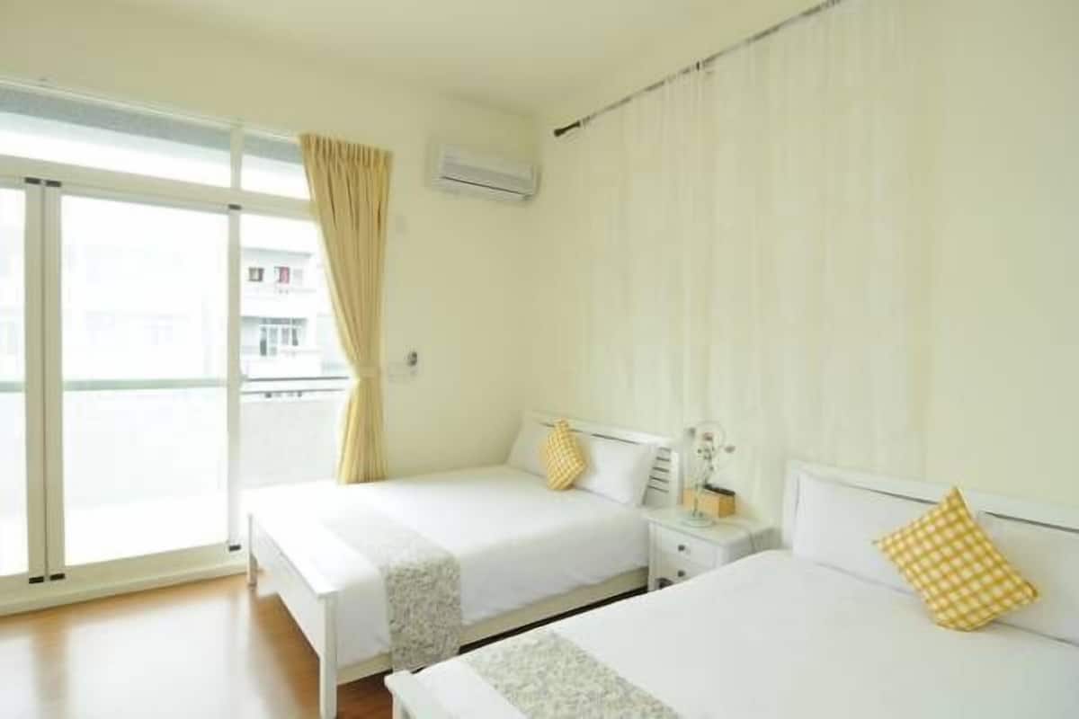 Double Room | Premium bedding, blackout drapes, WiFi (free), bed sheets