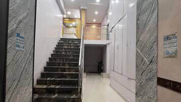 Lối vào nơi lưu trú