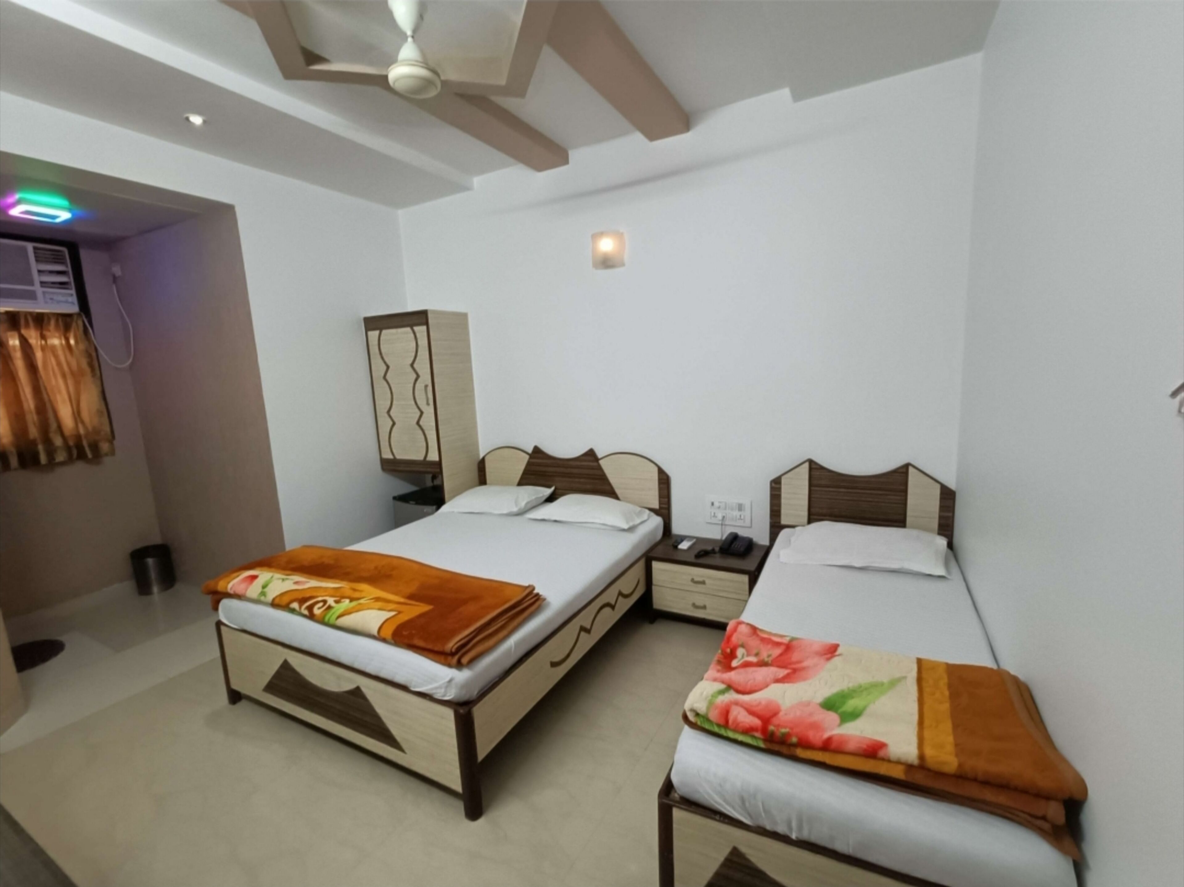 Photo - Hotel Broadway Colaba