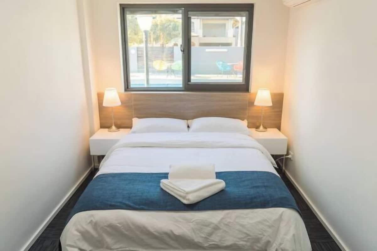 Premium bedding, desk, soundproofing, iron/ironing board