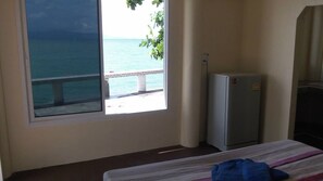 King Size Room Front Sea Terrace | In-room safe, desk, free WiFi - Zen Zi Beach Rooms (Ko Pha-ngan)