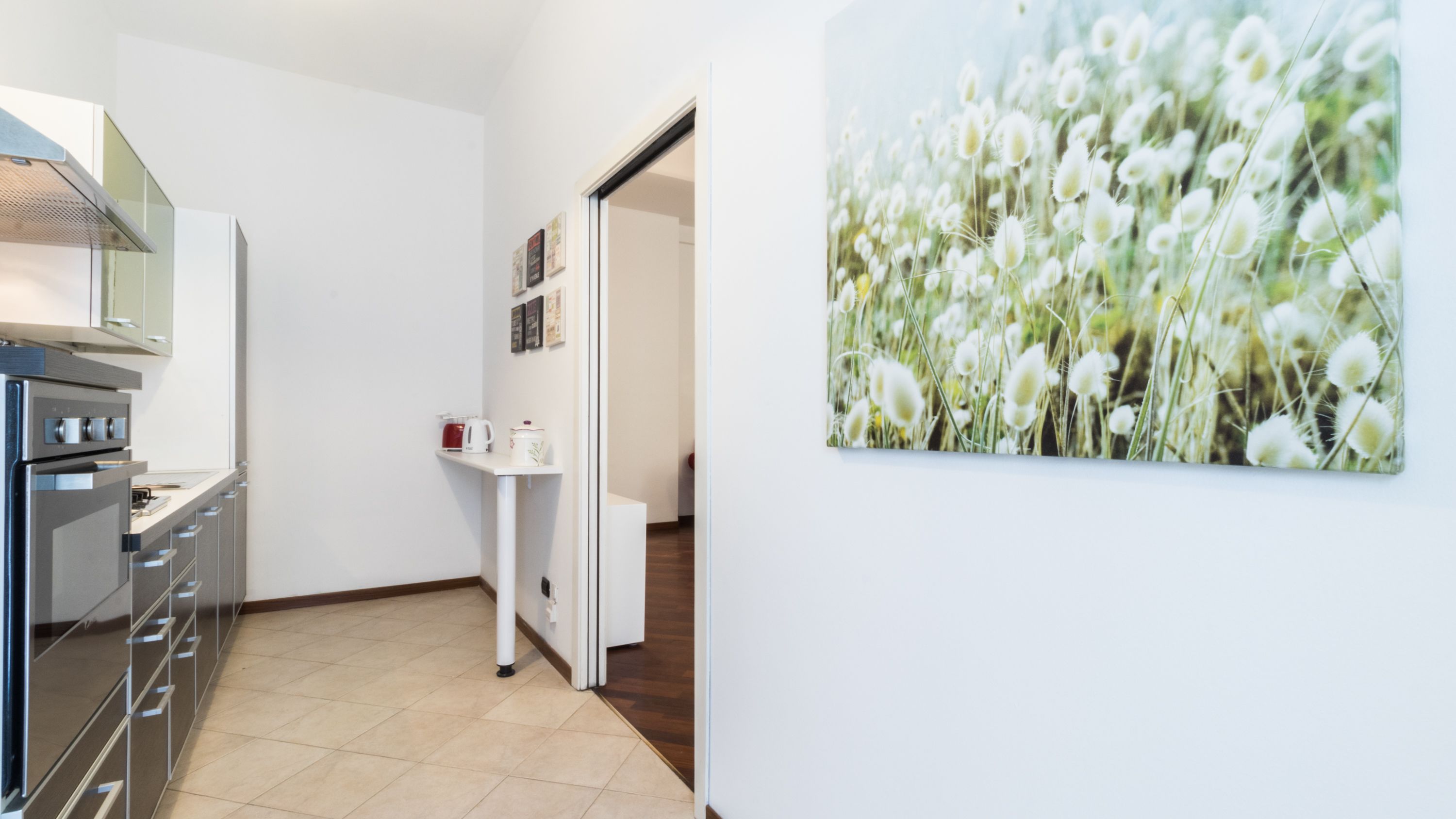 2 عدّة غرف نوم ومكتب ومساحة عمل للكمبيوتر المحمول وتجهيزات عازلة للصوت