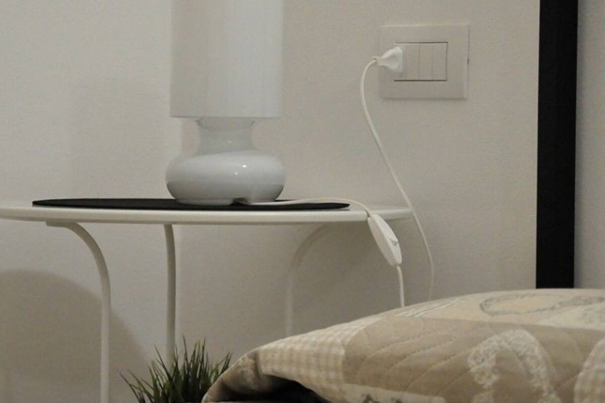 Classic Double Room, Ensuite | In-room safe, desk, soundproofing, WiFi (free)