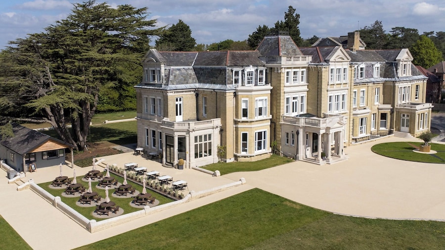 Orange Grove Hotel & Gardens