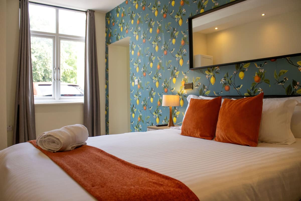 Ground Floor Double Room | Premium bedding, iron/ironing board (on request), WiFi (free)