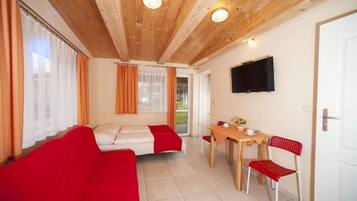 Cabin, 2 Bedrooms | 2 bedrooms, premium bedding, iron/ironing board, free cribs/infant beds