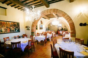 Food court - Borgo dei Sapori (Citta di Castello)