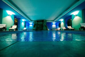 Indoor pool, outdoor pool - Borgo dei Sapori (Citta di Castello)