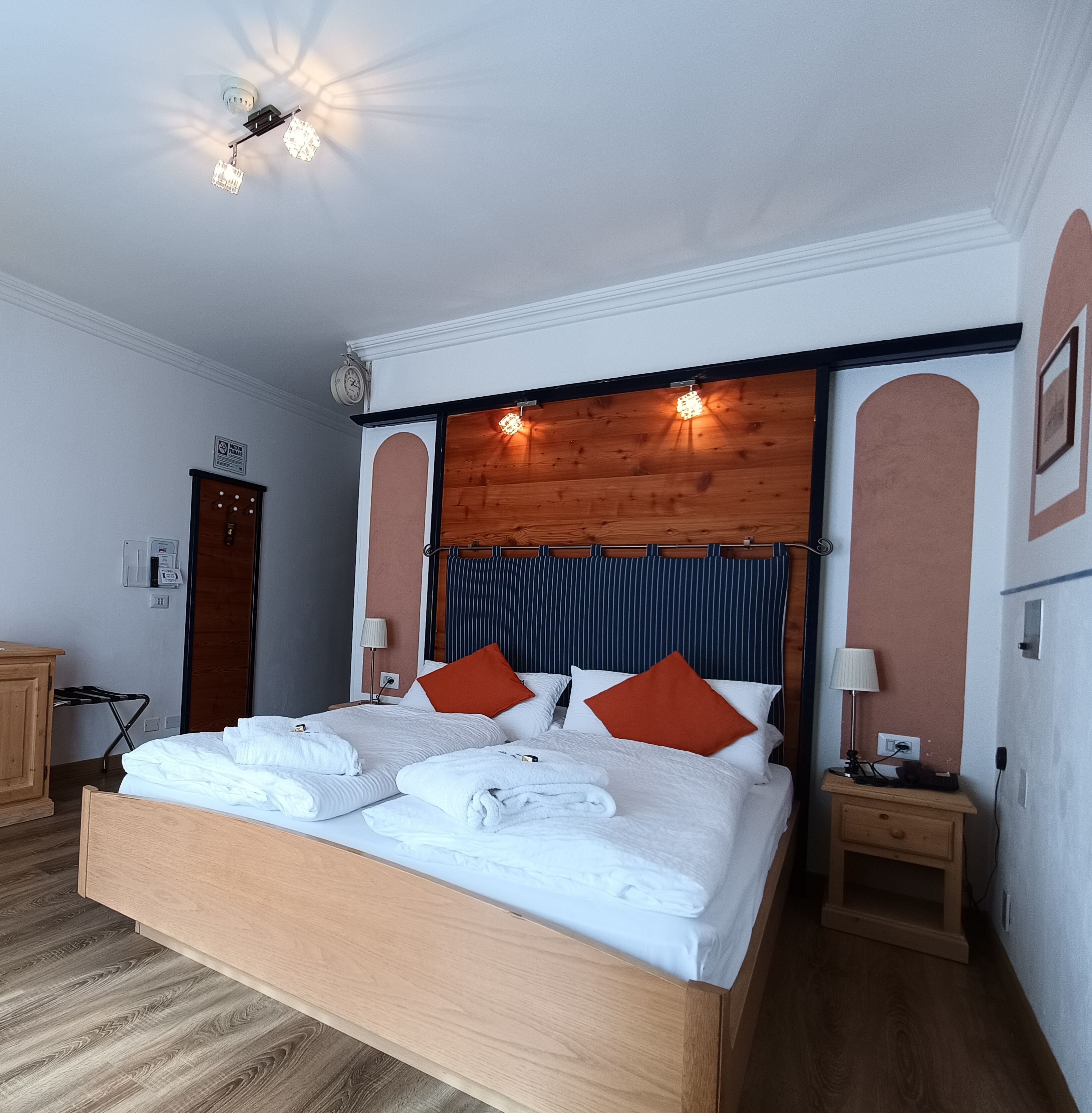 Literie de qualité supérieure, minibar, coffres-forts dans les chambres