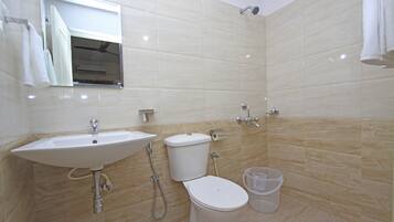 Family Suite, 2 Bedrooms, Accessible, Hill View | Bathroom | Shower, free toiletries, hair dryer, bathrobes
