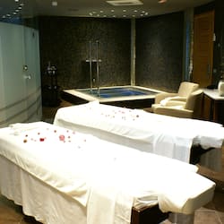 Sauna, Whirlpool, Türkisches Bad/Hamam, Körperbehandlungen