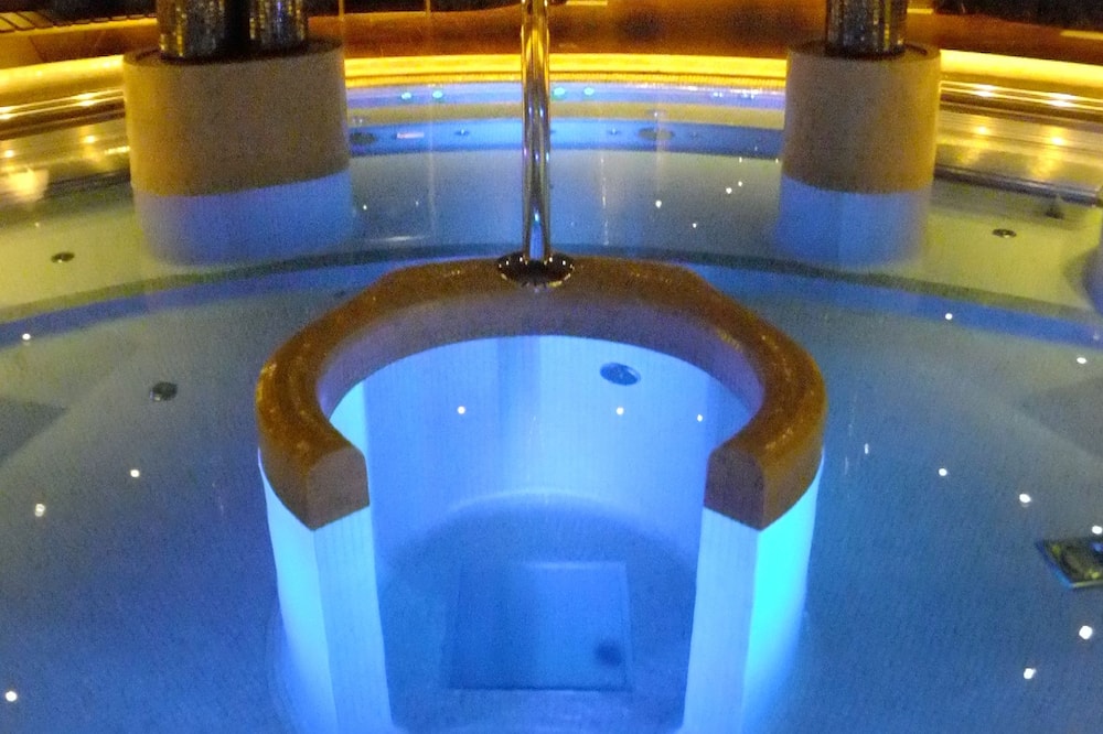 Cumbria Spa & Hotel