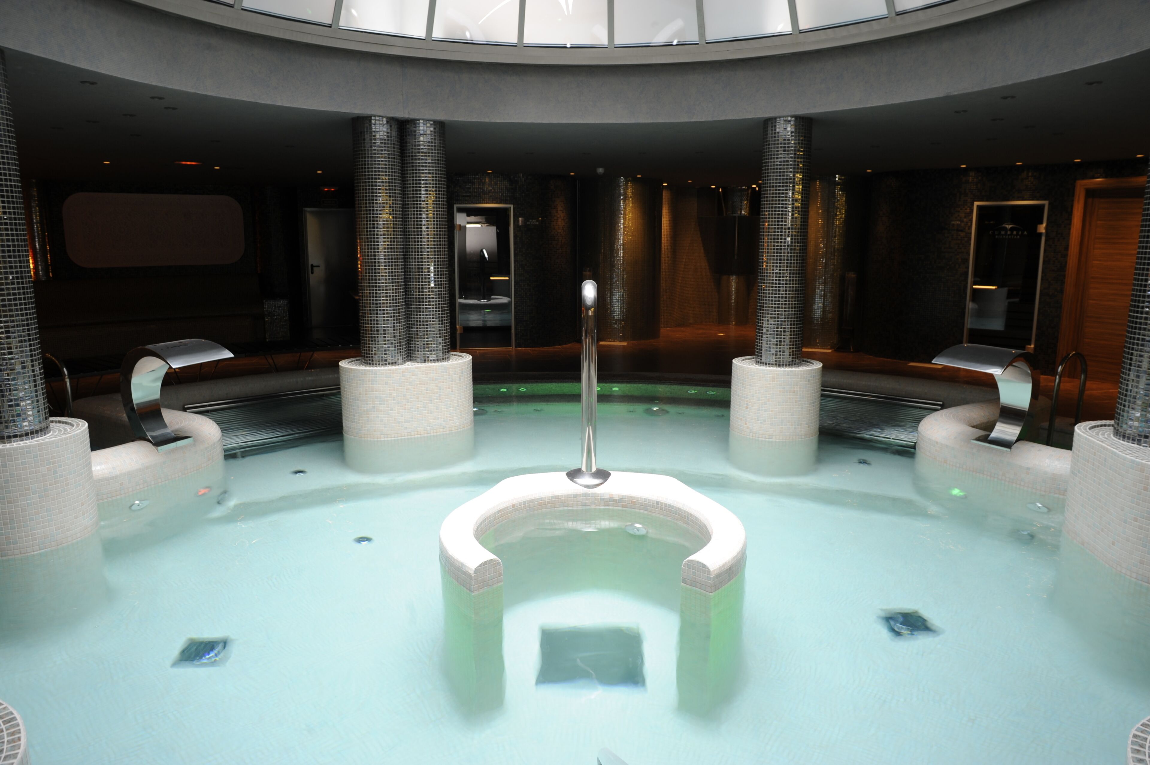sauna, hot tub, turkish bath/hammam, body treatments, hydrotherapy