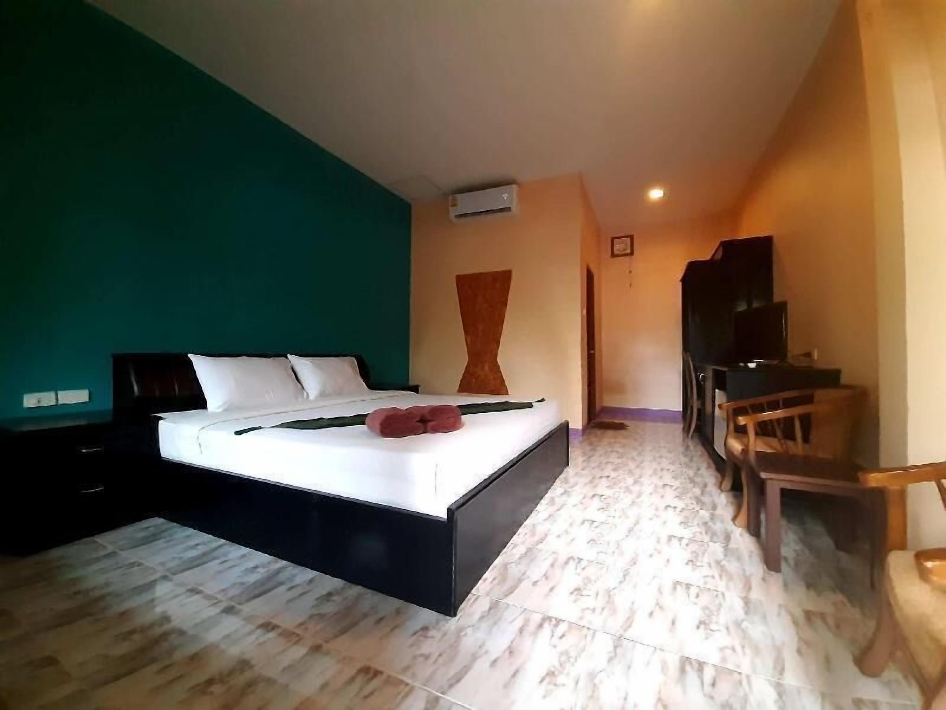 Blendingsgardiner, wi-fi (inkludert) og sengetøy