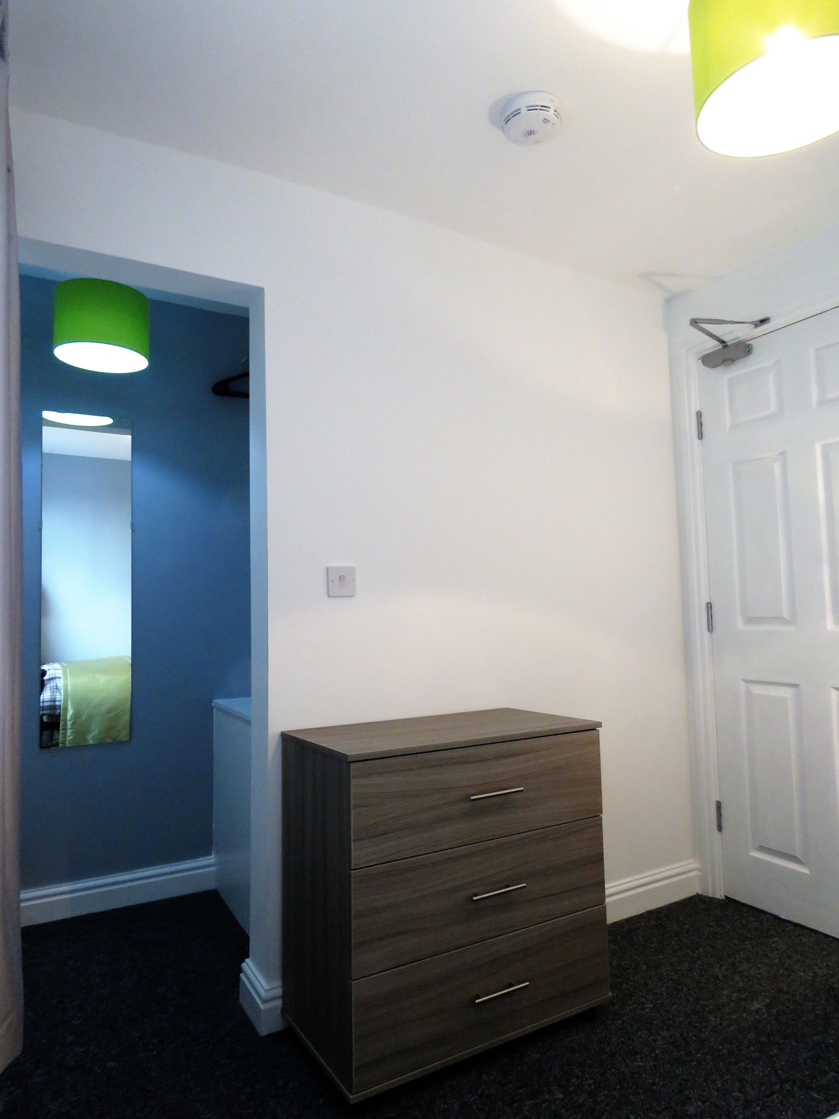 standard double room | 5 bedrooms, desk, iron/ironing board, free wifi